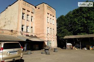 Продається приміщення вільного призначення 1068 кв. м в 3-поверховій будівлі