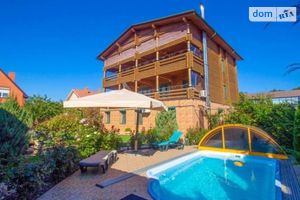 Продается дом на 2 этажа 377 кв. м с беседкой
