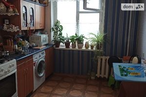 Продається 5-кімнатна квартира 100 кв. м у Дніпрі