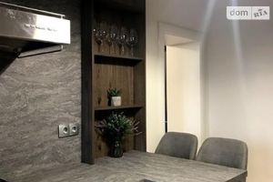 Сдается в аренду 3-комнатная квартира 80 кв. м в Киеве