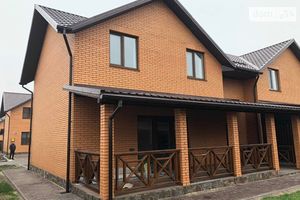 Продається будинок 2 поверховий 135 кв. м з каміном