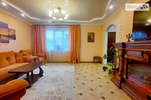 Продается дом на 2 этажа 190 кв. м с подвалом