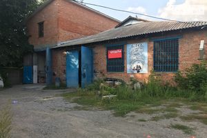 Продається приміщення вільного призначення 300 кв. м в 2-поверховій будівлі