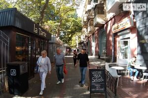 Здається в оренду приміщення вільного призначення 11 кв. м в 4-поверховій будівлі