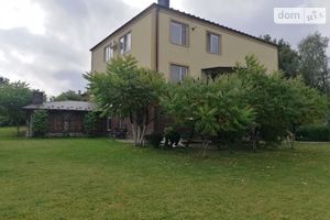 Продается дом на 2 этажа 480 кв. м с бассейном
