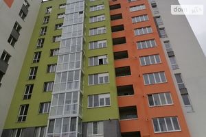 Продається 3-кімнатна квартира 81.1 кв. м у Тернополі