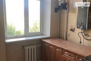 Продається 2-кімнатна квартира 44 кв. м у Дніпрі