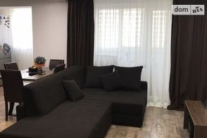 Продается 1-комнатная квартира 40 кв. м в Днепре