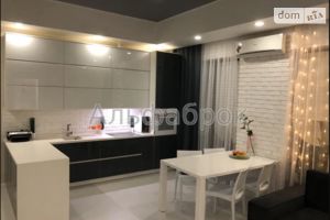 Продается дом на 2 этажа 112 кв. м с подвалом
