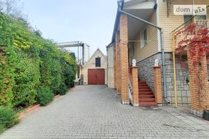 Продается дом на 2 этажа 210 кв. м с террасой
