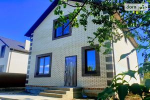 Продается дом на 2 этажа 135 кв. м с верандой