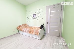 Продается 3-комнатная квартира 128 кв. м в Ужгороде