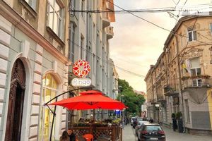Сдается в аренду кафе, бар, ресторан 35 кв. м в 3-этажном здании