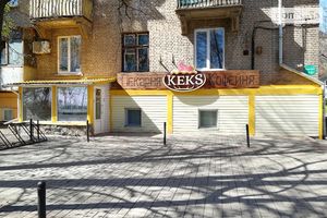 Продається приміщення вільного призначення 110 кв. м в 5-поверховій будівлі