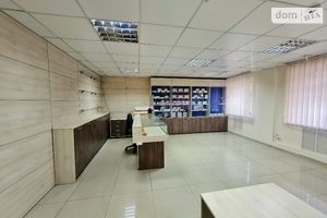 Продается нежилое помещение в жилом доме 84 кв. м в 5-этажном здании