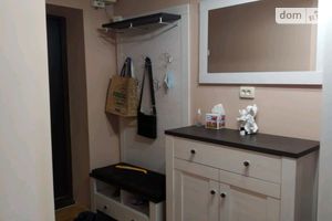 Продается 2-комнатная квартира 54 кв. м в Днепре