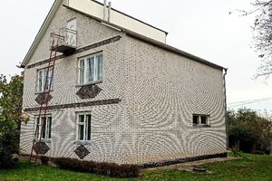 Продается дом на 2 этажа 135 кв. м с гаражом
