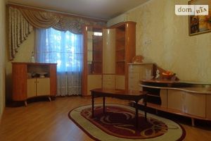 Продається 3-кімнатна квартира 65 кв. м у Кривому Розі