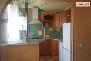 Продається 1-кімнатна квартира 32 кв. м у Полтаві
