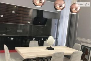 Здається в оренду 2-кімнатна квартира 88 кв. м у Києві