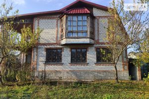 Продается дом на 2 этажа 301 кв. м с участком