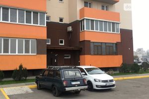 Продается 2-комнатная квартира 61 кв. м в Херсоне