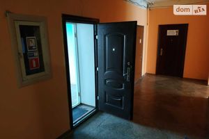 Здається в оренду офіс 117 кв. м в адміністративній будівлі
