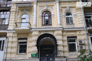 Здається в оренду приміщення вільного призначення 160 кв. м в 5-поверховій будівлі