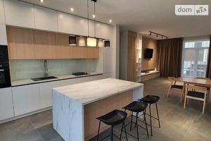 Продается дом на 2 этажа 190 кв. м с садом