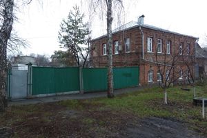 Продается дом на 2 этажа 188 кв. м с баней/сауной
