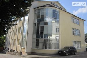 Сдается в аренду офис 155 кв. м в торгово-офисном центре