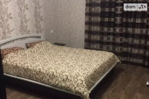 Сдается в аренду 1-комнатная квартира 36 кв. м в Полтаве