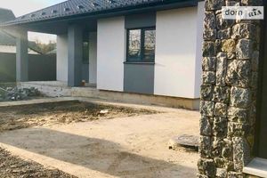 Продается одноэтажный дом 82 кв. м с беседкой