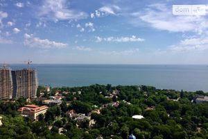 Продается 2-комнатная квартира 120 кв. м в Одессе
