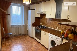 Продається 3-кімнатна квартира 64 кв. м у Хмельницькому