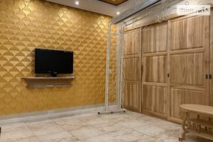 Продається 3-кімнатна квартира 85 кв. м у Одесі
