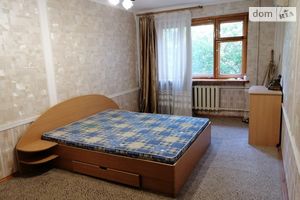 Сдается в аренду 3-комнатная квартира 66 кв. м в Херсоне