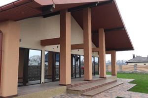 Продається одноповерховий будинок 150 кв. м с басейном