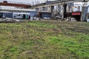Здається в оренду приміщення (частина приміщення) 2400 кв. м в 1-поверховій будівлі