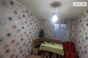 Продается 4-комнатная квартира 71 кв. м в Херсоне