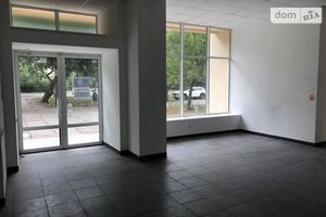 Сдается в аренду помещения свободного назначения 135.9 кв. м в 9-этажном здании