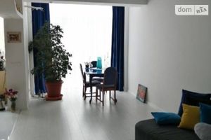 Продается 3-комнатная квартира 70 кв. м в Одессе