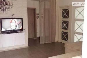 Продається 2-кімнатна квартира 40 кв. м у Дніпрі