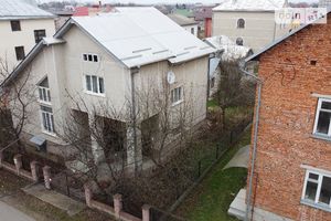 Продается дом на 2 этажа 266 кв. м с верандой