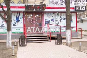 Продается объект сферы услуг 193.2 кв. м в 5-этажном здании
