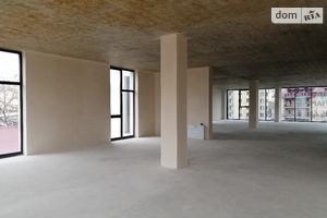 Продається офіс 50 кв. м в бізнес-центрі