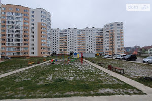 Продається 1-кімнатна квартира 55 кв. м у Хмельницькому