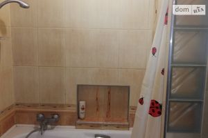 Продається 4-кімнатна квартира 87.2 кв. м у Тернополі