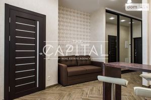 Продается 1-комнатная квартира 47 кв. м в Киеве