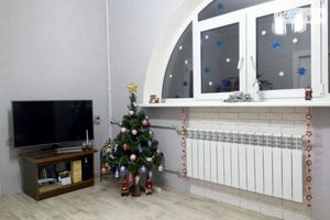 Продається 2-кімнатна квартира 40 кв. м у Дніпрі